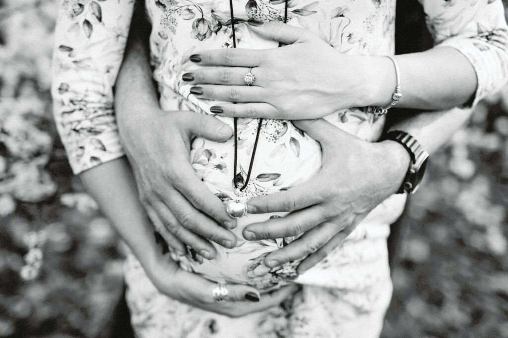 Jak jsem si (vy)léčila trauma ze sexuálního násilí, abych mohla přijmout roli mámy